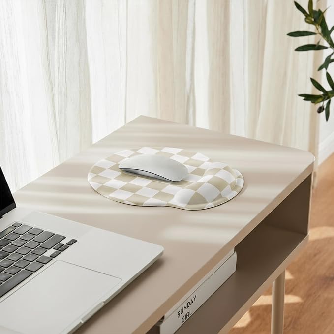 Ohocut Beige White Checkered Mouse Pad with Gel Wrist Rest, Wrist Support, Ergonomic Desk Accessories for Women, Office Laptop Gaming Decor, Cute Aesthetic Check Design
