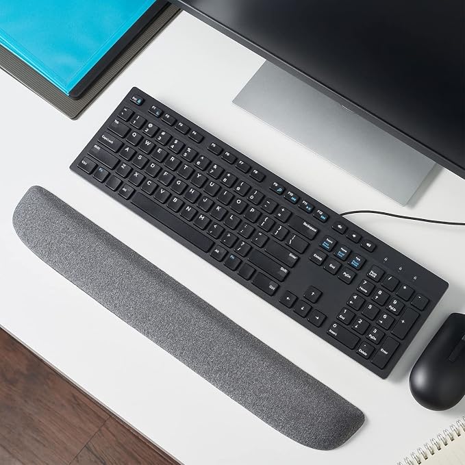 Staples Ergonomic Gel Keyboard Wrist Rest, Non‑Slip Base, Soft Wrist Support Cushion for Easy Typing, Full‑Size Keyboards, Gray – Comfortable for Office, Home & Computer Work