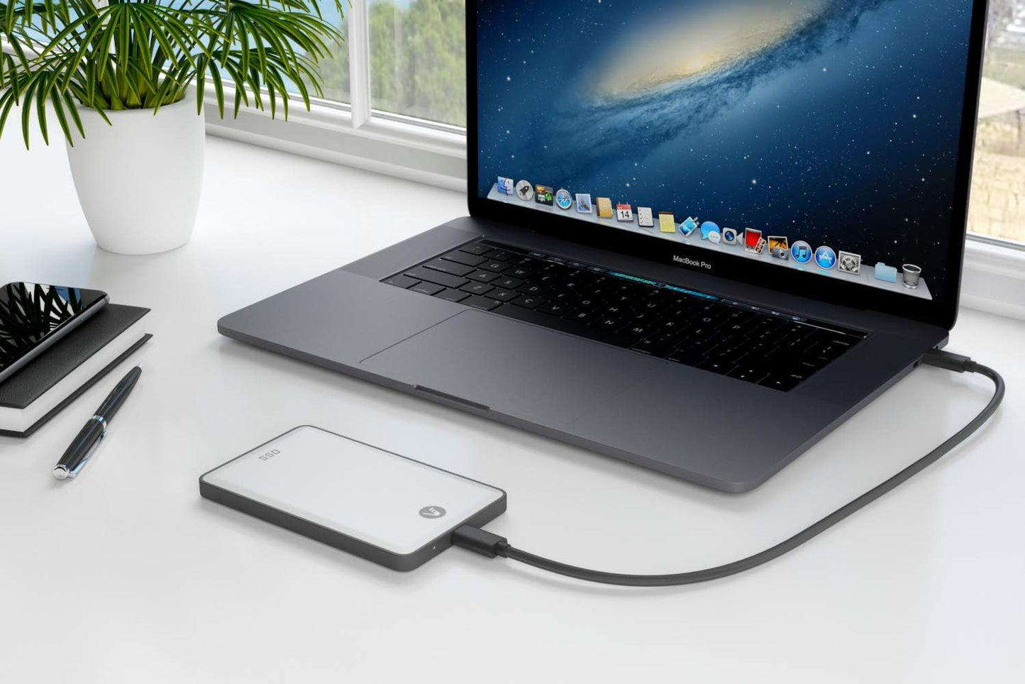 4TB External SSD USB-C Portable Solid State Drive (USB 3.1 Gen 2) | 3D NAND Flash | Rapid
