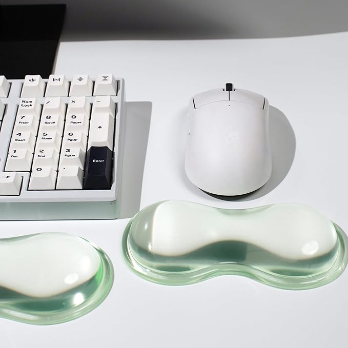 Clear Gel Mouse Wrist Rest, Green Cool Soft Ergonomic Wrist Rest, Relax Your Wrist, Cute Ergonomic Silicone Wrist Rest for Laptop Computer Office & Home (Green-Short)