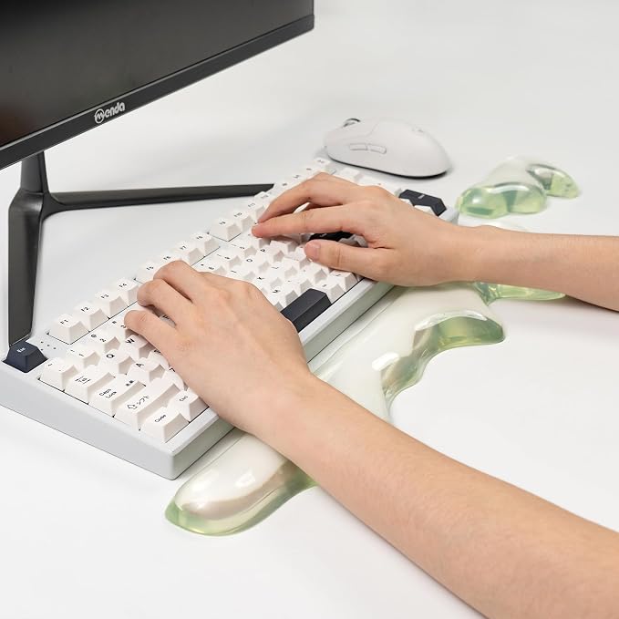 Ergonomic Gel Wrist Rest for Keyboard and Mouse, Wrist Rest Set, Cute Silicone Wrist Rest for Computer Keyboard 60%/68%/75% (Green)