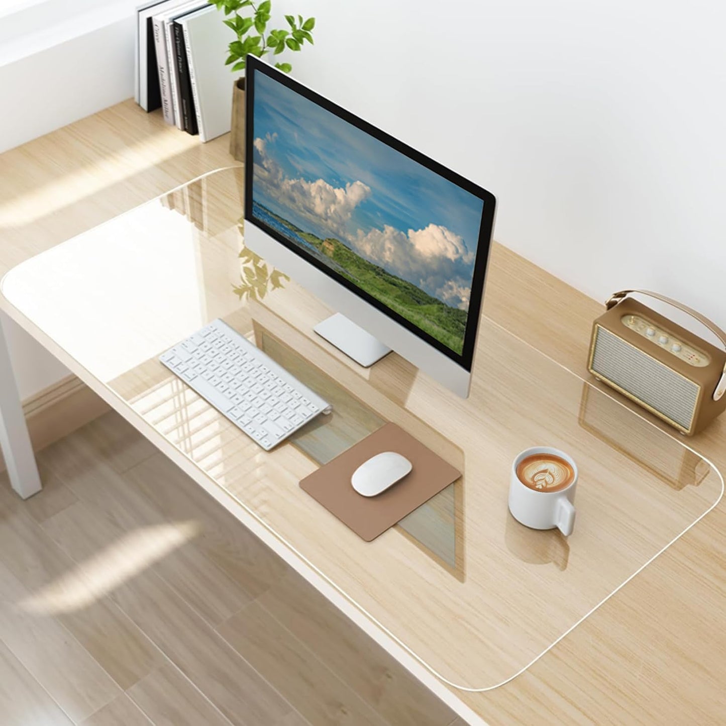 Clear Desk Mat, Non-Slip PVC Desk Protector Mat with Round Edge, Heat Resistant & Waterproof Clear Desk Writing Mat for Home and Office (27.6''*15.7'')