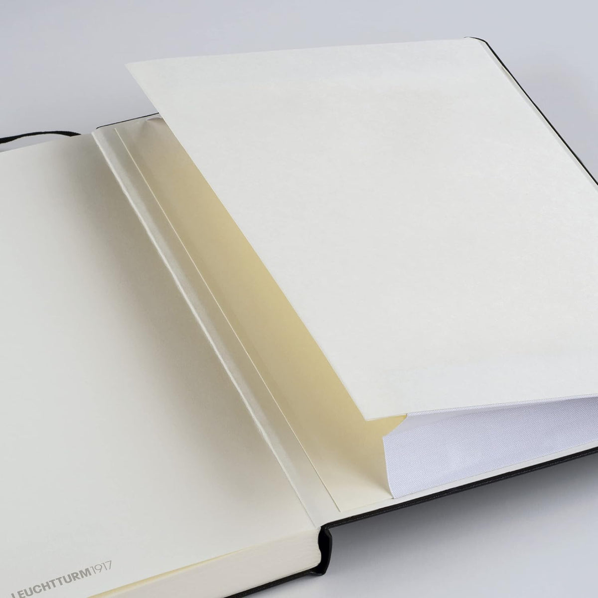 LEUCHTTURM1917 - Notebook Hardcover Medium A5-251 Numbered Pages for Writing and Journaling (Sage, Ruled)