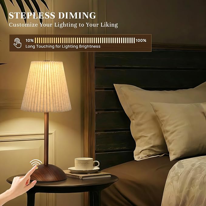 Small Vintage Cordless Table Lamp, 5000mAh Battery Operated, 3 Color Stepless Dimming Up, Bedside Vintage Flower Desk Lamp for Bedroom Living Room, Dorm, Home, Office Decor (Beige)