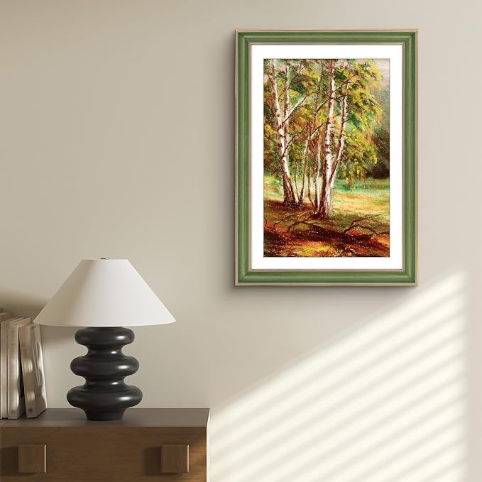 Golden State Art, 13x19 Photo Frame With Mat for Pictures 11x17 and Real Glass (Green With Gold Trim - White Color Mat, 1.25 Inch Frame Border)
