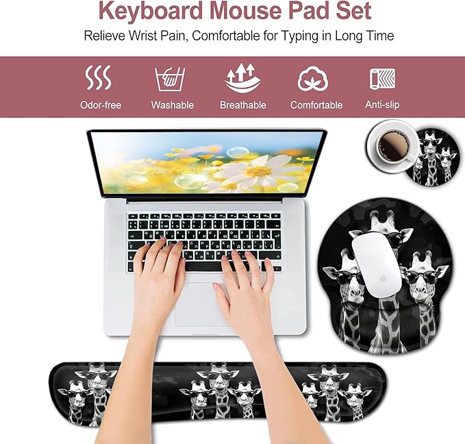 Computer Mouse Desk Pad, Mouse Pad Wrist Protector Printed with Cool Giraffes, Ergonomically Non-Slip Rubber Comfortable Computer Keyboard Wrist Rest Desktop Decoration Office Accessories