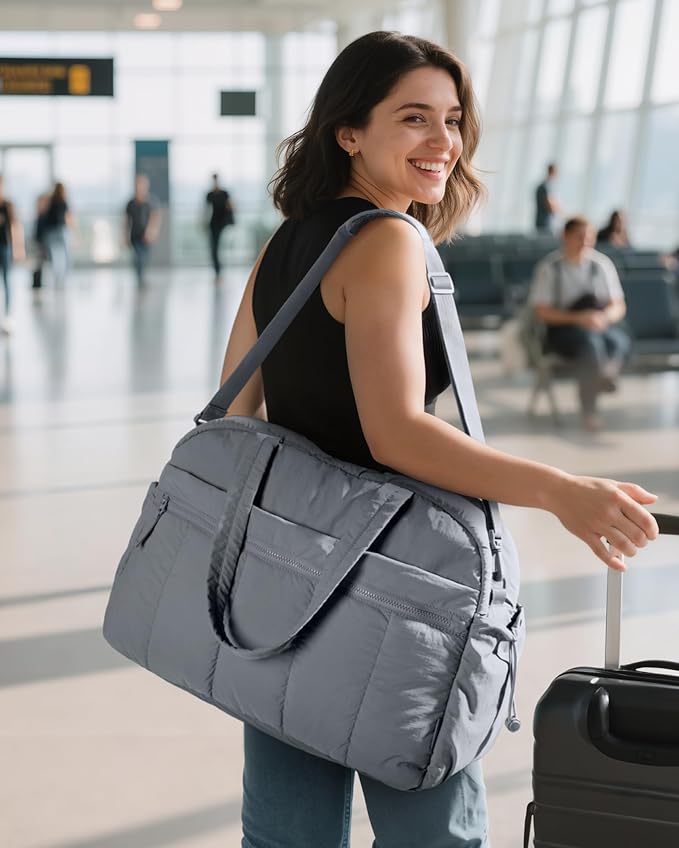 BAGSMART Duffle Bag for Travel, Gym Bag for Women, Weekender Carry on | PVC Wet Pocket, Airline Approved Personal Carry-on Size, Fits Under-seat, One Bag for Gym, Travel, Hospital, Overnight