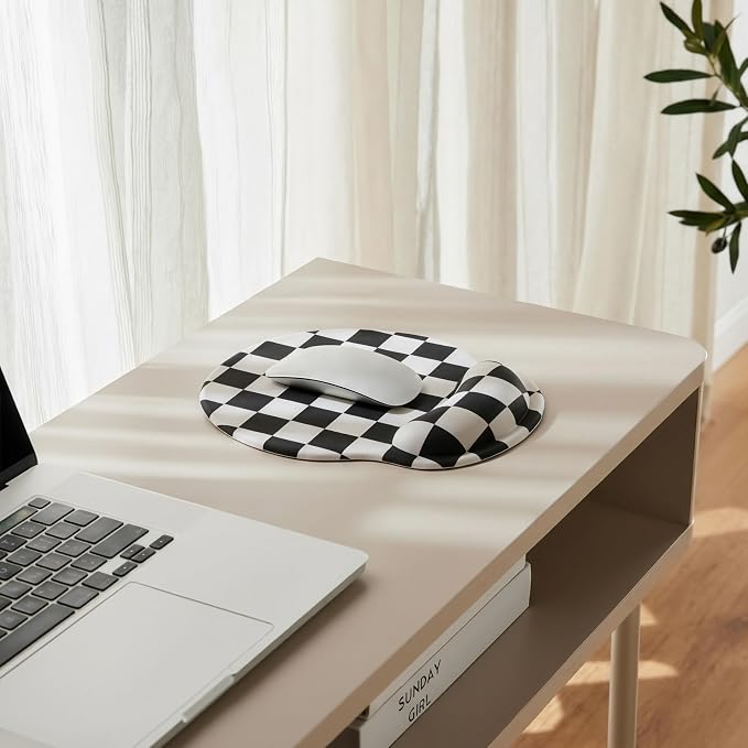 Ohocut Black White Checkered Mouse Pad with Gel Wrist Rest, Wrist Support, Ergonomic Desk Accessories for Women, Office Laptop Gaming Decor, Cute Aesthetic Check Design