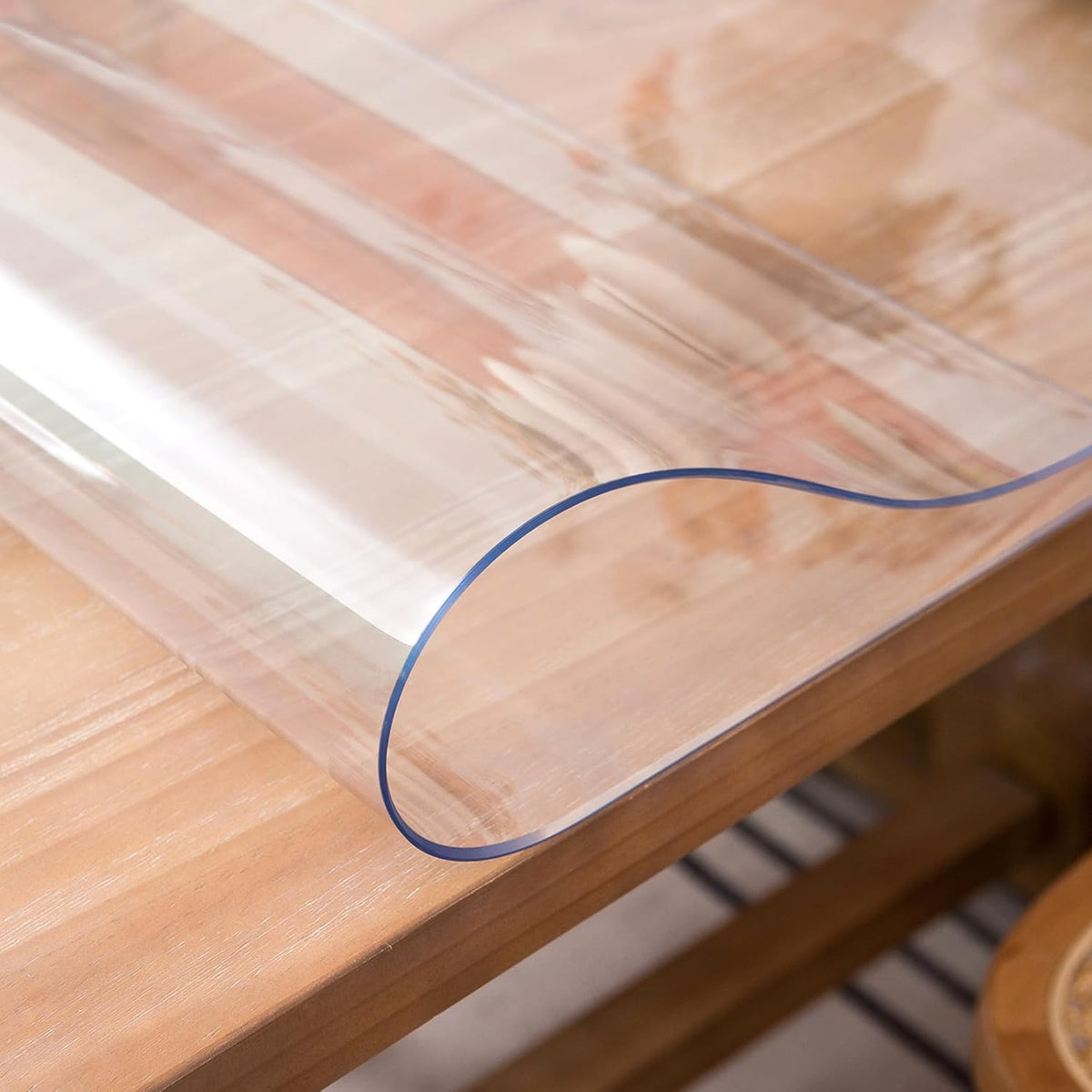 Clear Table Cover Protector 30 x 50 Inch, 2mm Thick Table Protector for Dining Room Table, Clear Plastic Table Cover, Pad Mat for Kitchen, Writing Desk Pad for Desktop