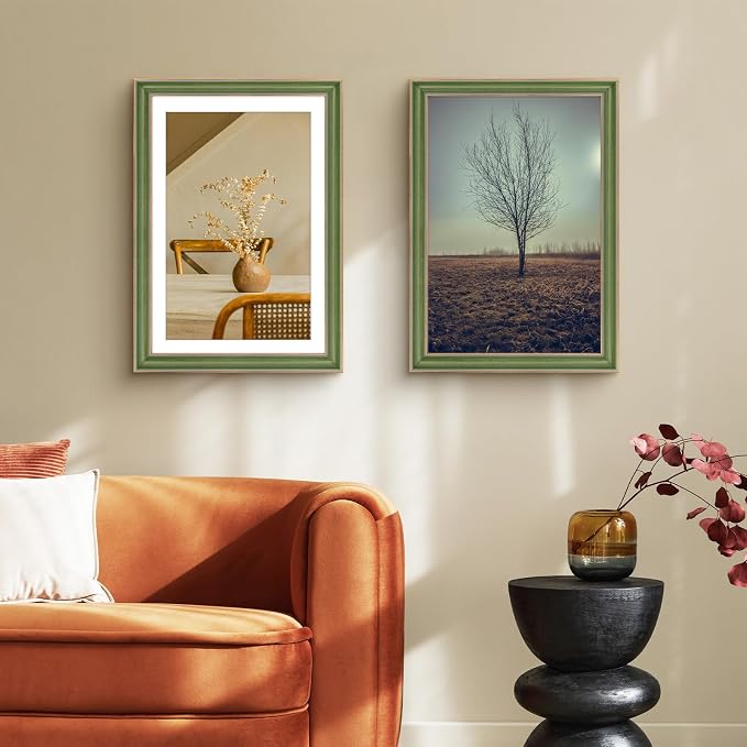 Golden State Art, 13x19 Photo Frame With Mat for Pictures 11x17 and Real Glass (Green With Gold Trim - White Color Mat, 1.25 Inch Frame Border)