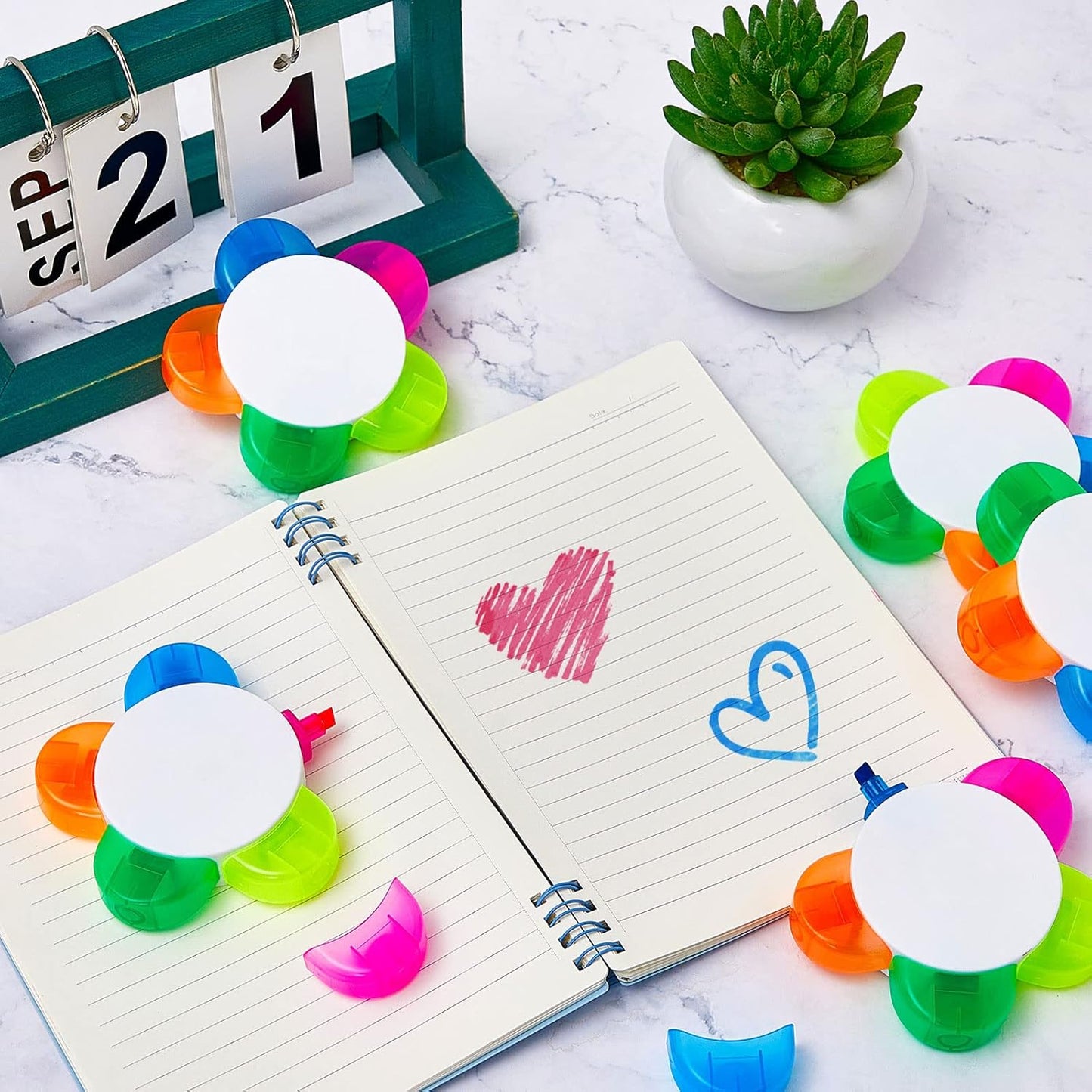 Outus 18 Pieces Petals Highlighters Assorted Colors Back to School Flower Shape Watercolor Highlighter Pens 5-in-1 Fluorescent Pens for Office School Stationery Aesthetic Supplies,5 Colors