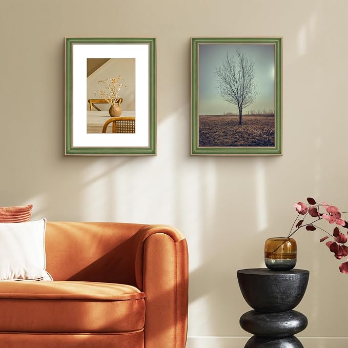Golden State Art, 12x16 Photo Frame With Mat for Pictures 8x12 and Real Glass (Green With Gold Trim - White Color Mat, 1.25 Inch Frame Border)