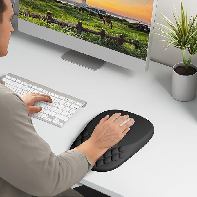 VAGAU Ergonomic Mouse Pad with Wrist Support, Wrist Rest Pain Relief Black | Mousepad Memory Foam & Non-Slip PU Base for - Gaming, Office and Home