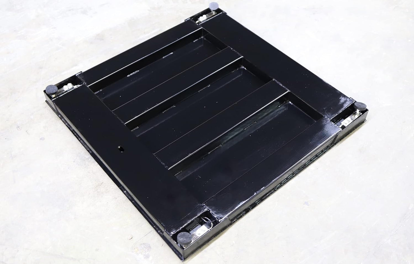 SellEton SL-4x4-1k-NN Floor Scales, Accurate Pallet Scales with Digital Indicator for Warehouse Shipping and Medium Duty Industrial (48"x48", 1000 lb x 0.2 lb)