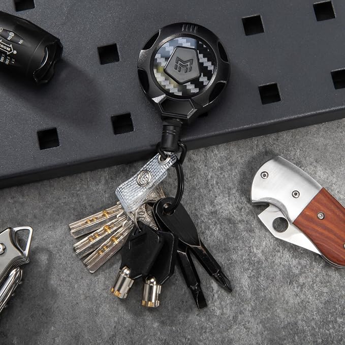 MNGARISTA Upgraded Heavy Duty Retractable Keychain with Belt Clip, 10 OZ Retraction, 31.5" Stainless Steel Cord Key Chain, 3K Carbon Fiber ID Badge Reel Holder with Badge Strap and Key Ring, 8 Pack