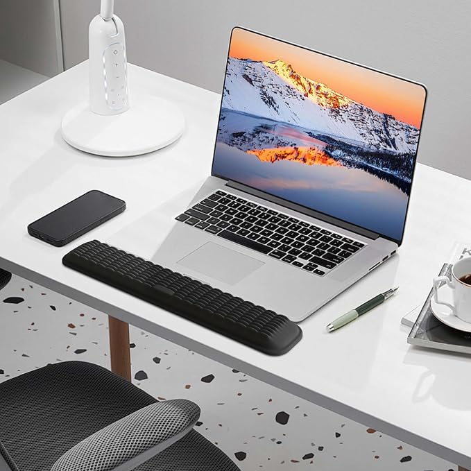 MEKASS Keyboard Wrist Rest, Soft Memory Foam Wrist Support, Keyboard Hand Rest Pad for Wrist Pain Relief, Keyboard Wrist Guard for Long Hours of Work, Gaming, Studying（White）
