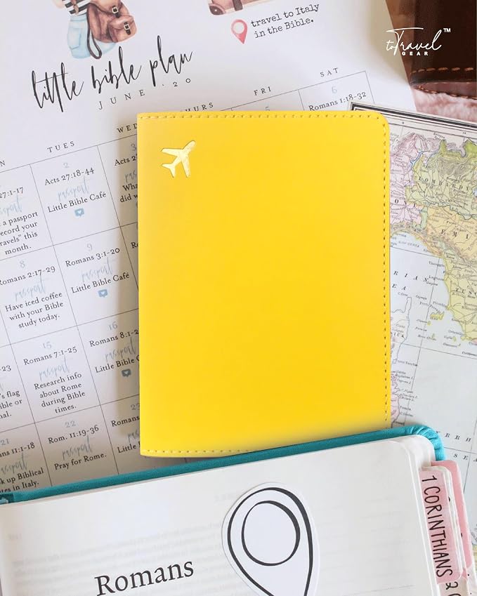 Passport Holder for Travel, RFID Blocking Waterproof PU Leather Travel Passport Cover Case Wallet