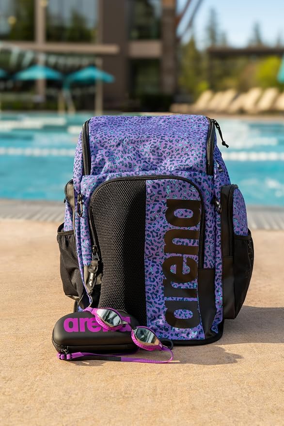 ARENA Unisex Adult Swim Goggle Case for Swimmers Protective Hardcover Carrying Case Clip for Backpacks