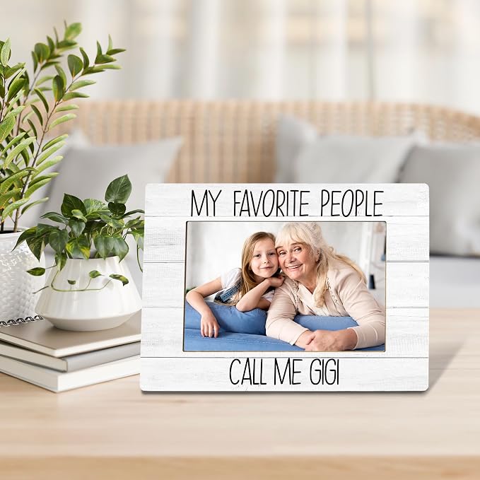 My Favorite People Call Me Gigi Picture Frame, Mother's Day Gifts for Gigi Grandma, Best Grandma Gifts Photo Frame 4X6, Grandmother Wooden Photo Picture Frames for Desk Tabletop Decor