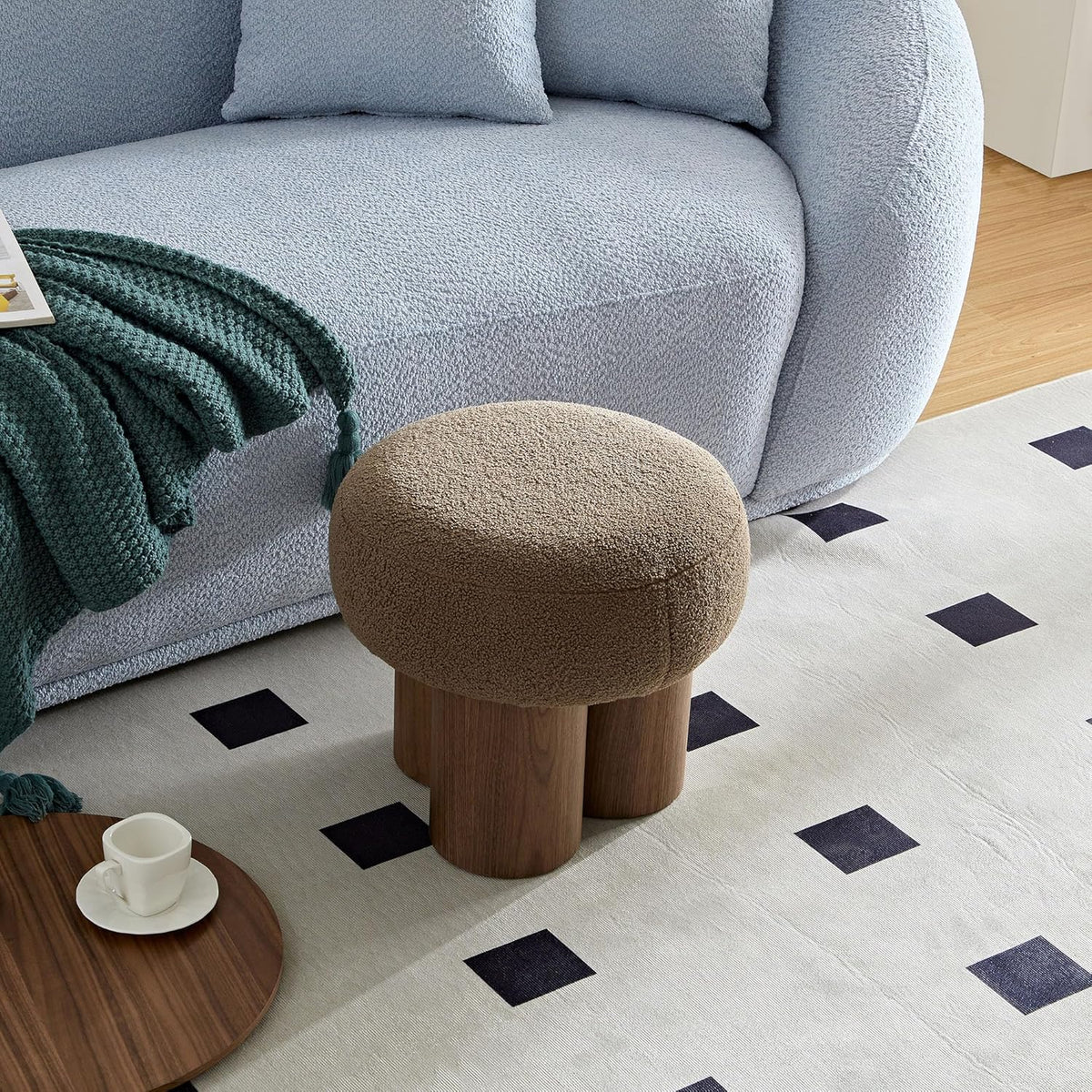 MEETAKING Small Round Foot Stool, Teddy Fabric Footrest Ottoman Stool with Non-Skid Legs, Modern Footstools Step for Couch, Desk, Office, Living Room (Brown)