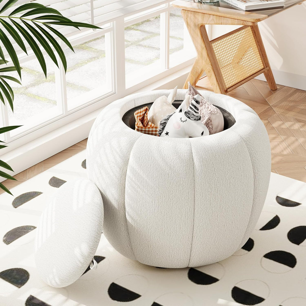 Storage Ottoman, Round Ottoman with Storage, Upholstered Soft Vanity Stool for Living Room, Foot Stool Ottoman for Bedroom, Entryway (Beige)